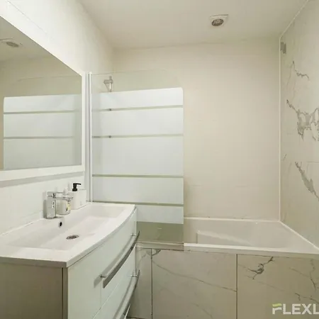 Flexliving - Whole Flat - Banquier